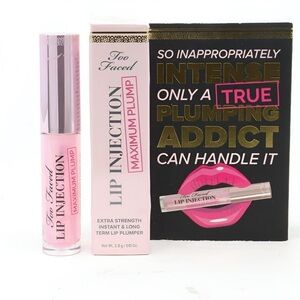 Too Faced Lip Injection Maximum Plump
- Holographic Pink NIB